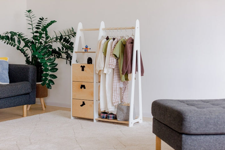 Montessori klesstativ (hvit)